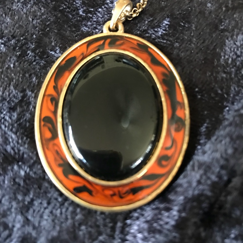 Black and Tan jewelry - Picture 2 of 4